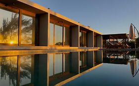 Lagoon Suites e Gastronomia